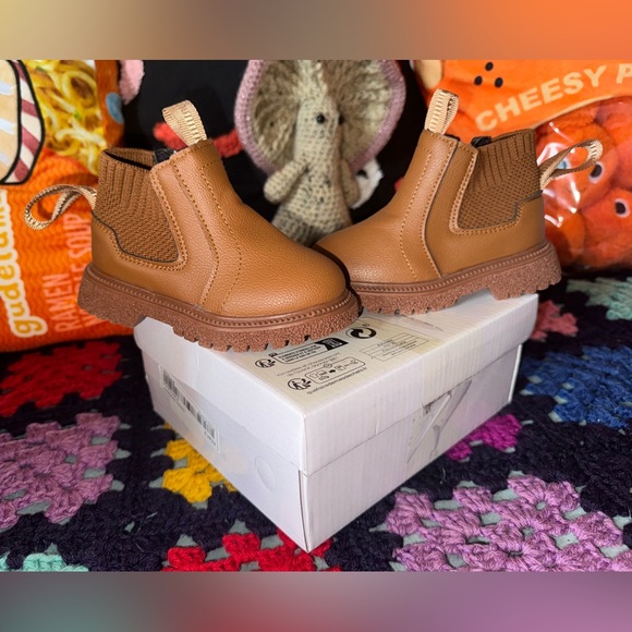 NWT Infant Kids Toddler 6.5 Unisex Brown Boots Zipper Dress Formal Winter Fall - Picture 3 of 6
